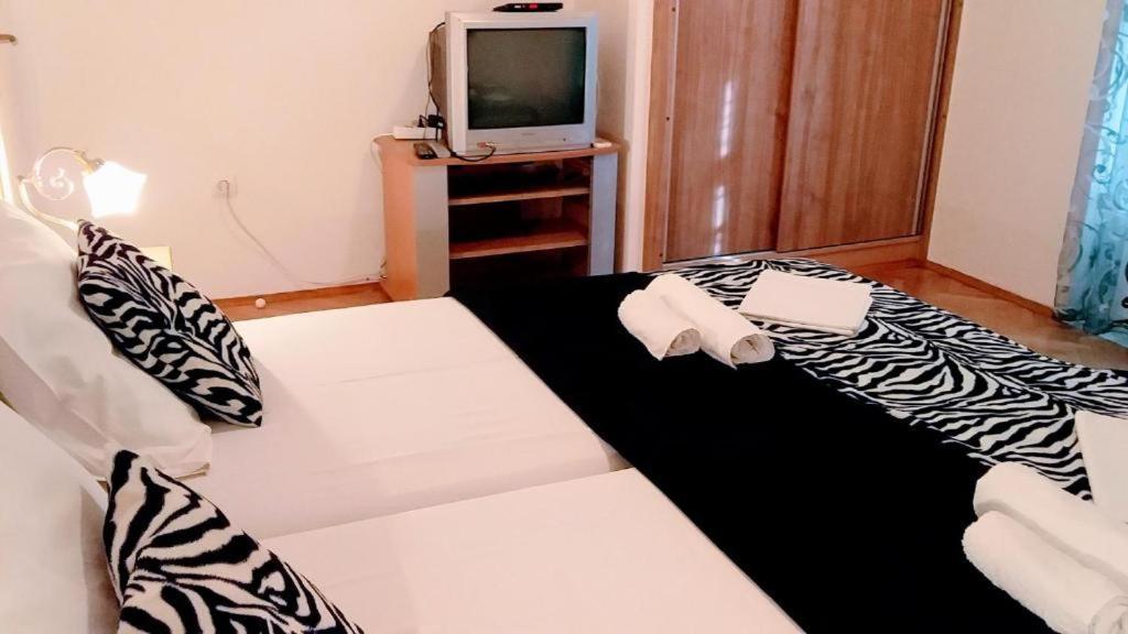 Apartmani Steni Sveti Stefan Exteriér fotografie