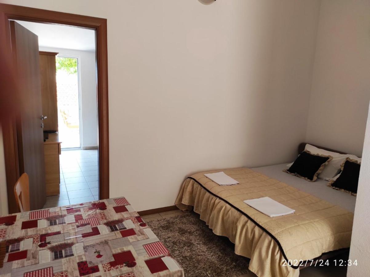 Apartmani Steni Sveti Stefan Exteriér fotografie