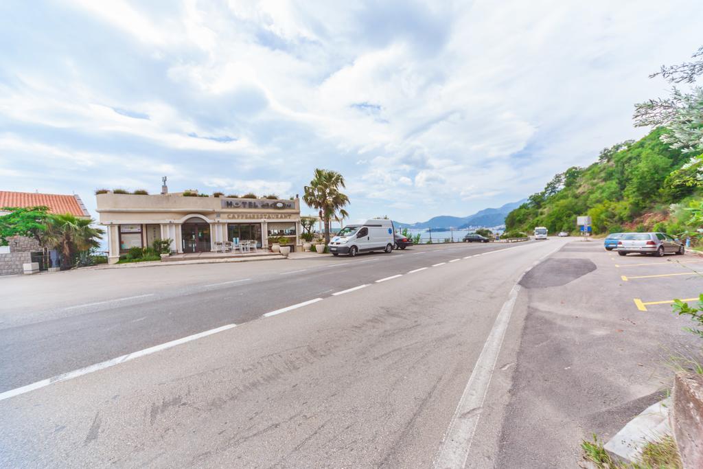Apartmani Steni Sveti Stefan Exteriér fotografie